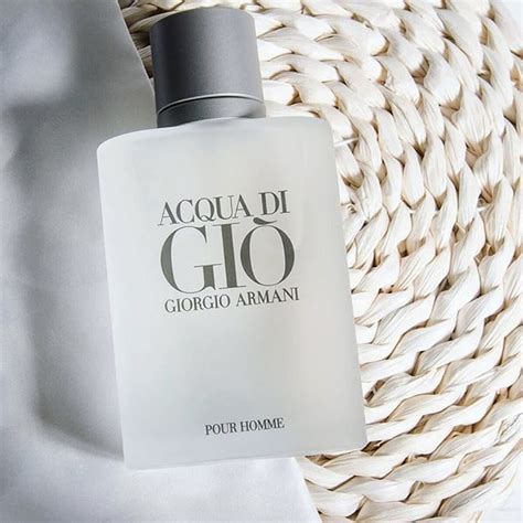 Perfume Giorgio Armani Acqua Di Gio Edt 30 Ml para Hombre.